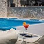 Mariva Exclusive Villa *
