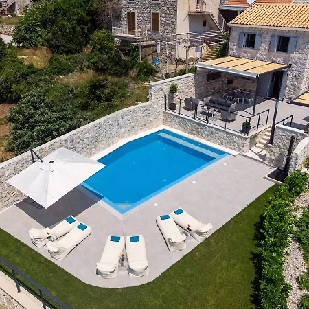 Mariva Exclusive Villa *